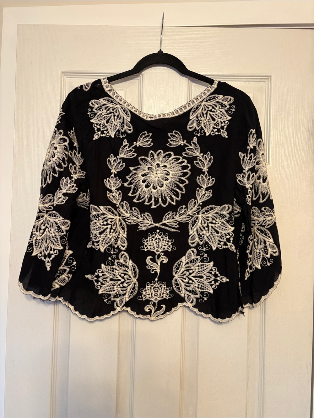 Solitaire Black Top with White Floral Embroidery - Picture 6 of 8